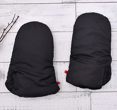 Baby stroller warm gloves in winter