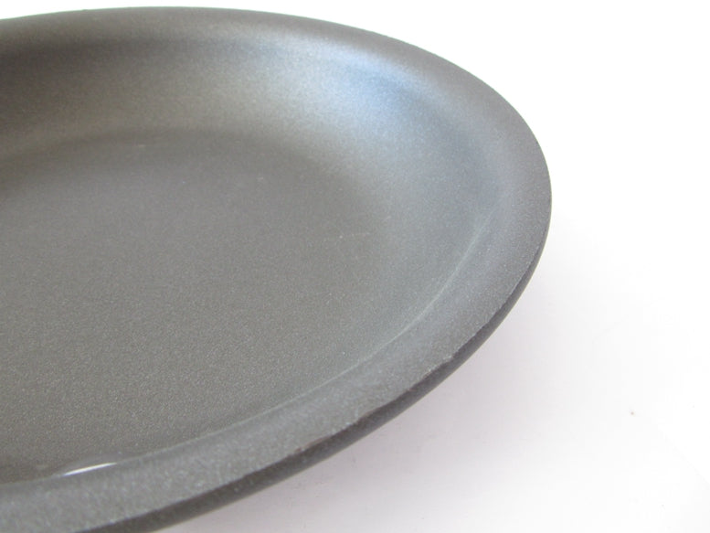 Non-stick frying pan without oil smoke
