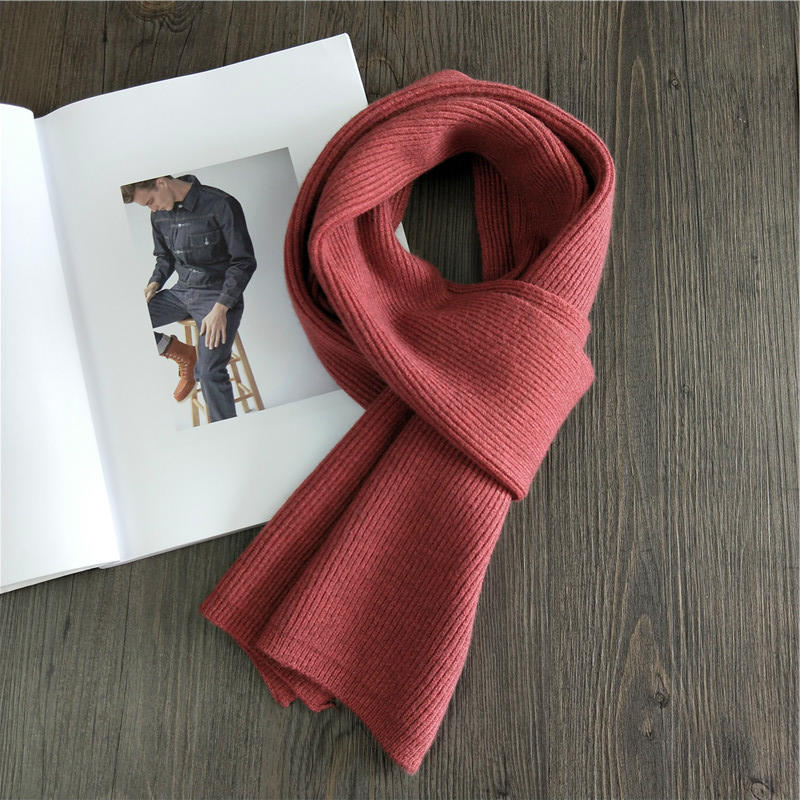 Knitted rabbit fur collar