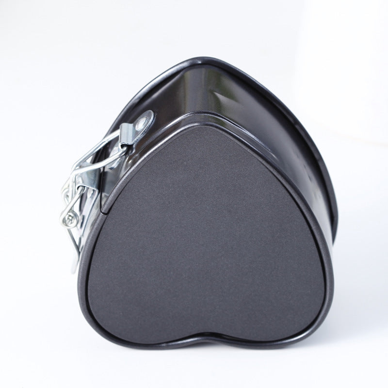 The Heart-shaped Baking Pan