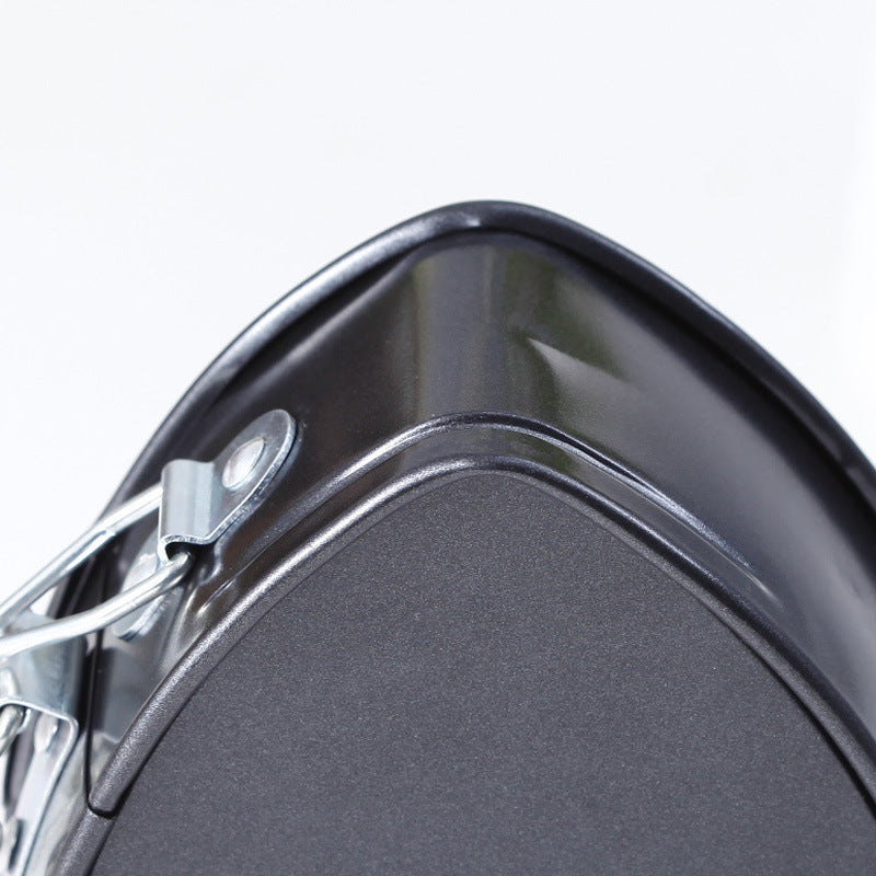 The Heart-shaped Baking Pan